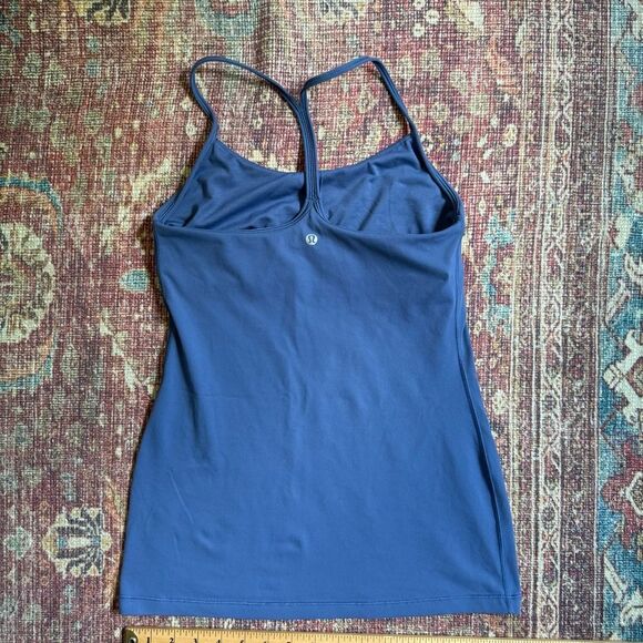 Lululemon size 6 Blue Women's Racerback Spaghetti Strap Tank Top lightweight - Picture 6 of 8